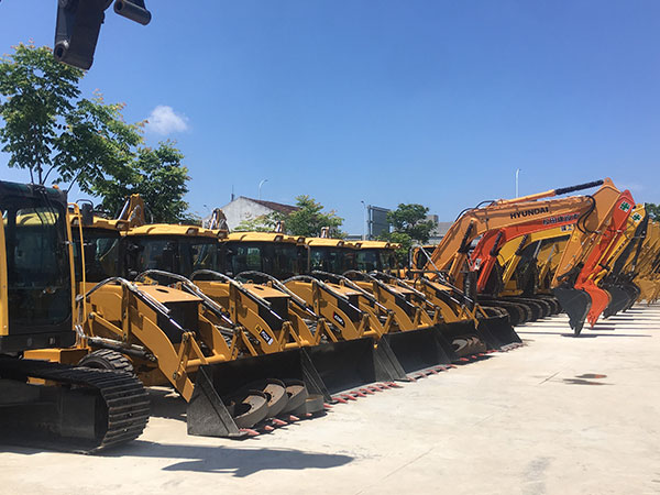 CAT Backhoe Loader Gallery