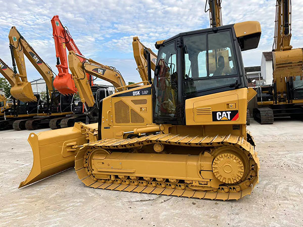 CAT Bulldozer Gallery