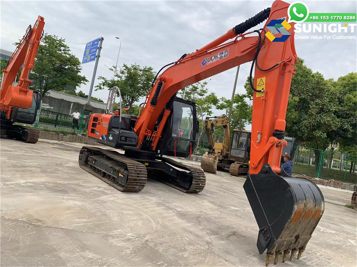 Hitachi Excavator ZX120