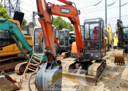 Used Excavator Doosan DH55V, Year 2006, 4850H
